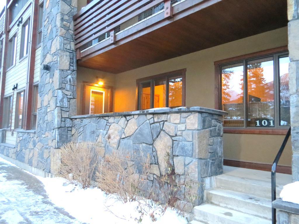 Ferienwohnung Luxury Canmore Vacations Exterior foto