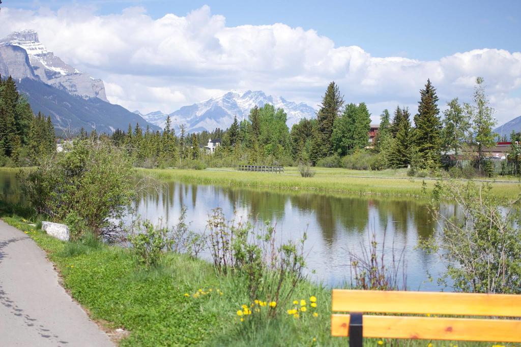 Ferienwohnung Luxury Canmore Vacations Exterior foto